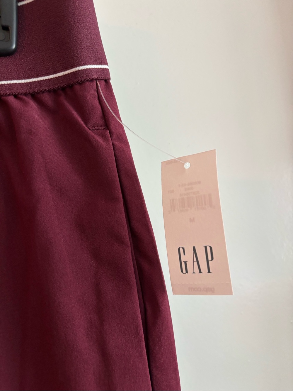 Gap Fit Pleated Easy Logo Pants Tuscan Red - Picture 4 of 9